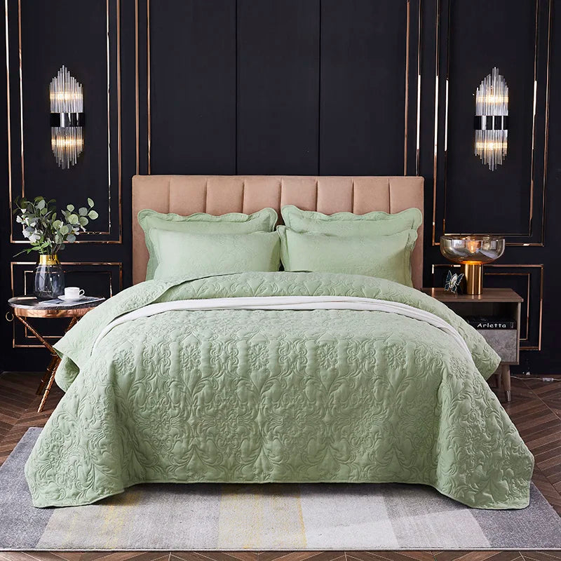 Quilted Bedspread Classic
